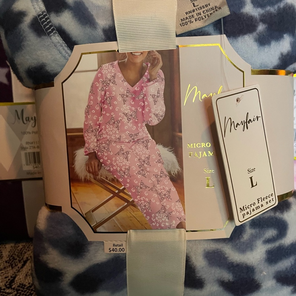 #92 Blue Animal Pattern Micro Fleece Pajama Set NWT - Picture 1 of 2
